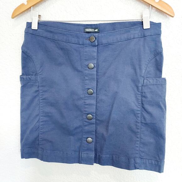 Toad&Co Dresses & Skirts - Toad & Co Navy Blue Skirt w/Accent Buttons Size 4